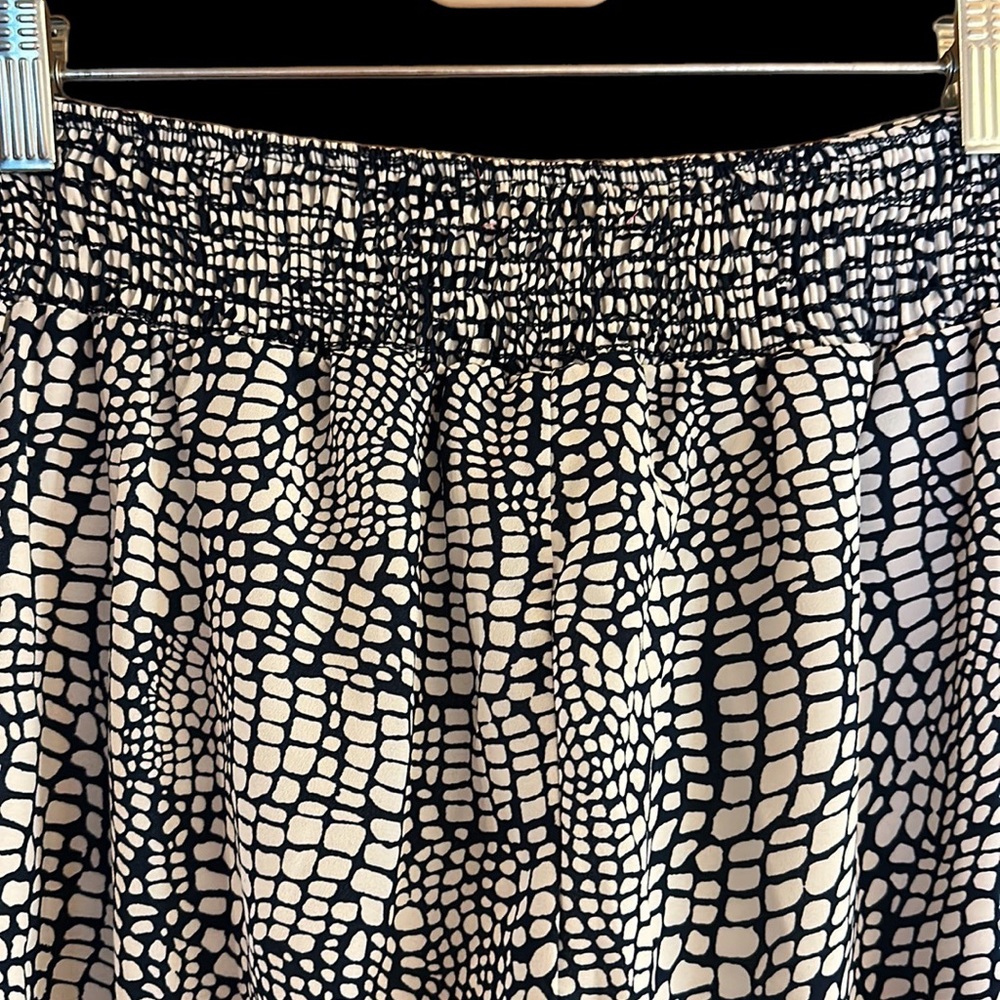 Eight Sixty Wide Flare Blue & White Bellbottom Pants New with Tags - Picture 6 of 12